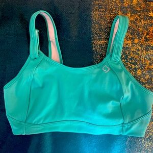 moving comfort sports bra